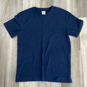 Short sleeve top